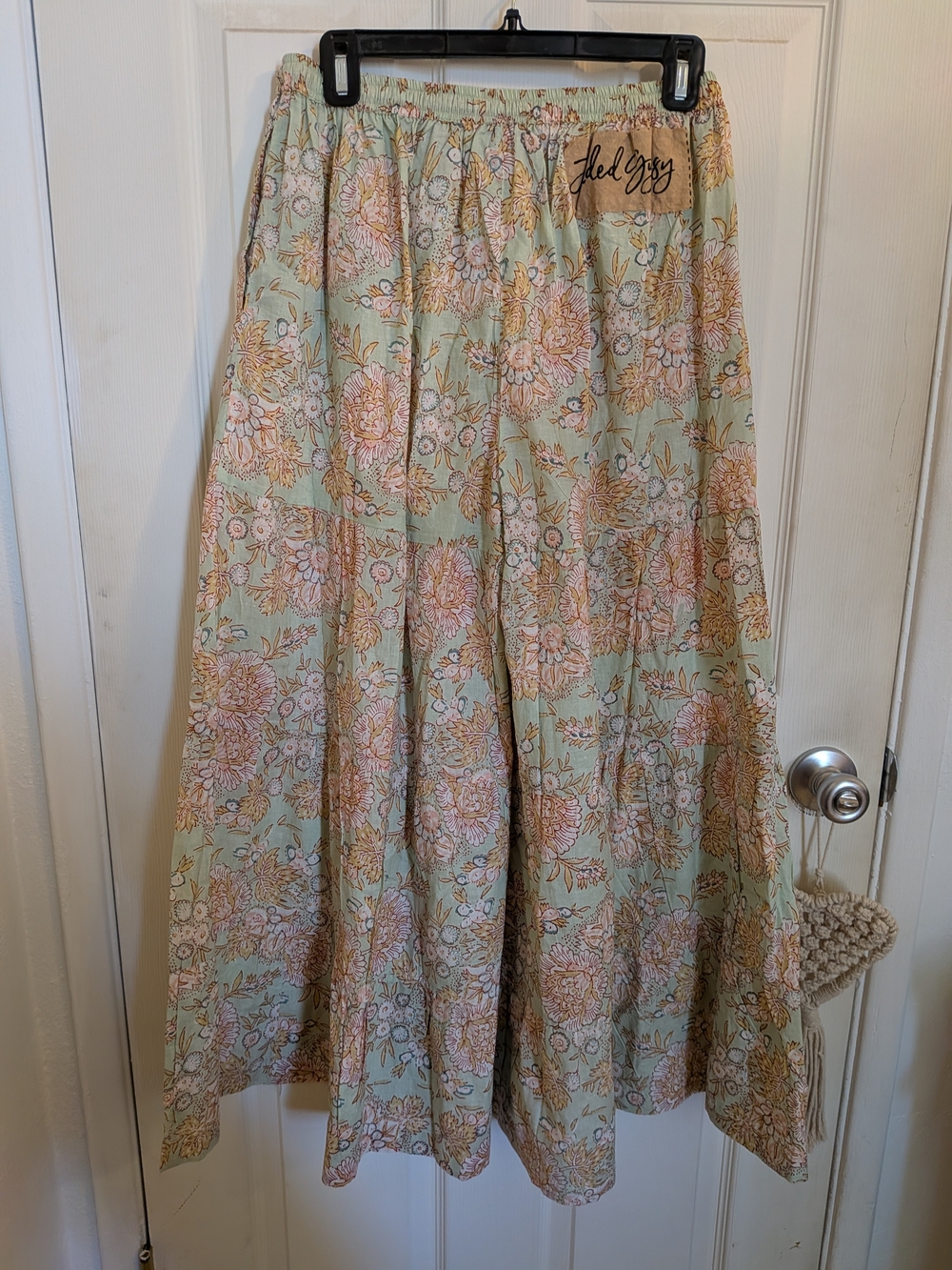 NWT Jaded Gypsy In The Meadow Wide Leg Pants- Light Sage & Pink - Picture 4 of 5